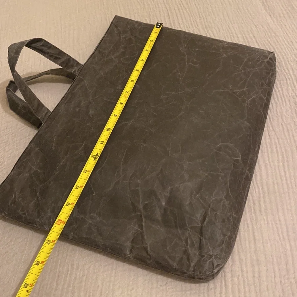 SIWA SOFT NAORON Stylish Brown Bag. Perfect for documenting or laptop.